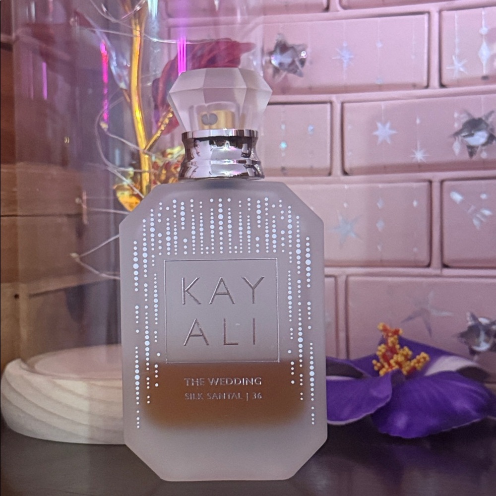Kayali The Wedding Silk Santal Eau de Parfum